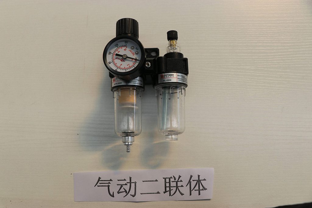 Air Compressor for CNC Router Machine 3 Air Compressor for CNC Router Machine 3
