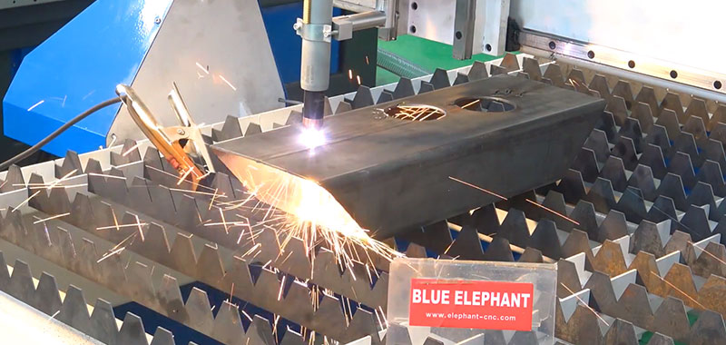 CNC Metal Cutting Machine Comparison and Selection Guide 2 CNC Metal Cutting Machine Comparison and Selection Guide 2