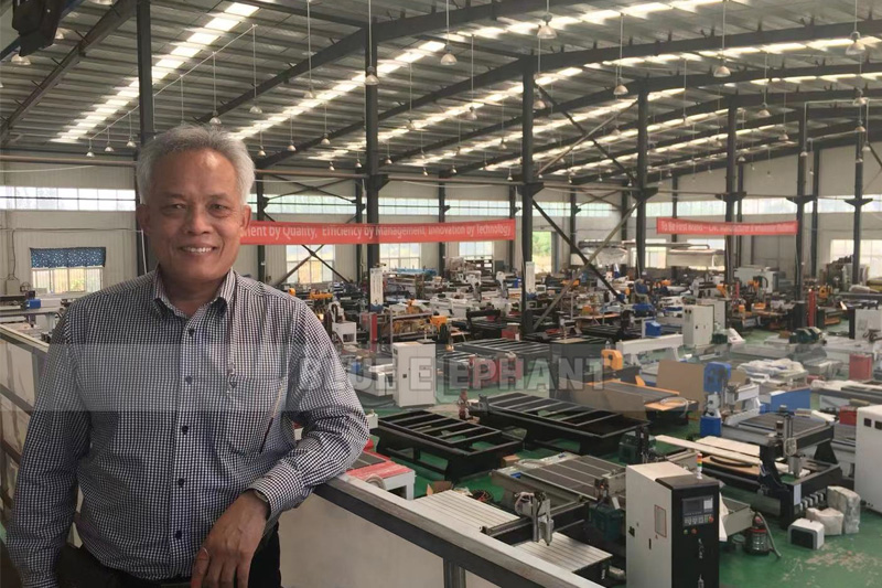 Blue Elephant warmly welcomes Laos customers to visit our factory 1 Blue Elephant warmly welcomes Laos customers to visit our factory 1