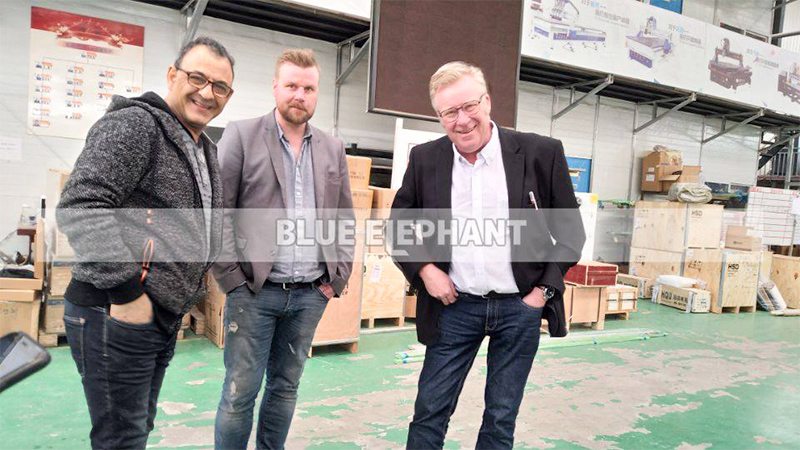 Customers from Sweden come to visit our factory, purchased our ATC machine and CNC oscillating knife 1 Customers from Sweden come to visit our factory, purchased our ATC machine and CNC oscillating knife 1