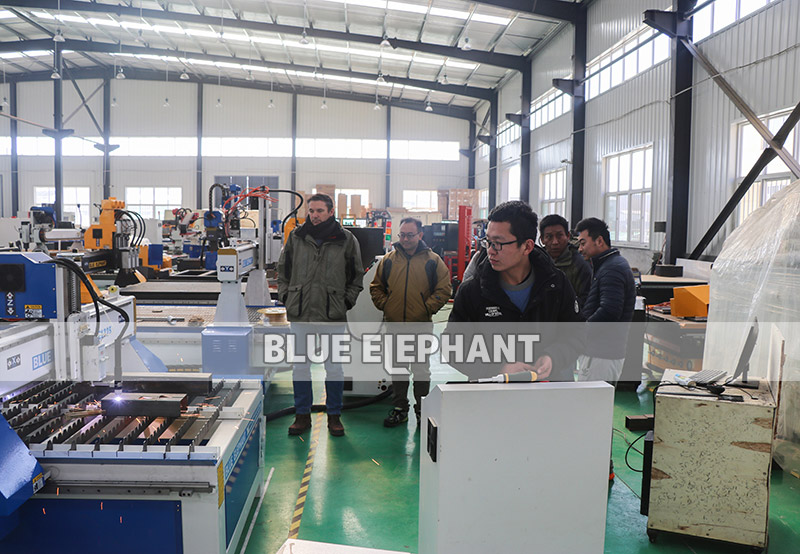 Australian Friends Selected 1325 CNC Router Machines 2 Australian Friends Selected 1325 CNC Router Machines 2
