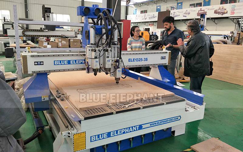 Israeli Customers Visit for Multi Spindle Woodwork Machine 2 Israeli Customers Visit for Multi Spindle Woodwork Machine 2