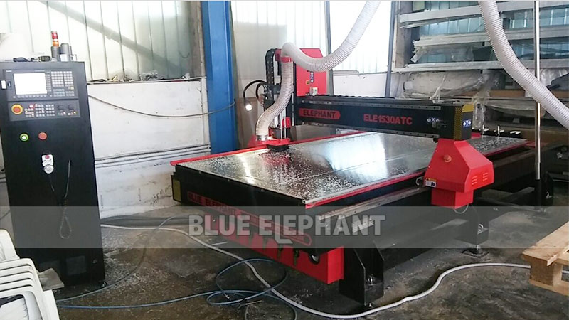 Online Training for Slovenian Customer, 1530 3 Axis Linear ATC Woodworking Machinery 1