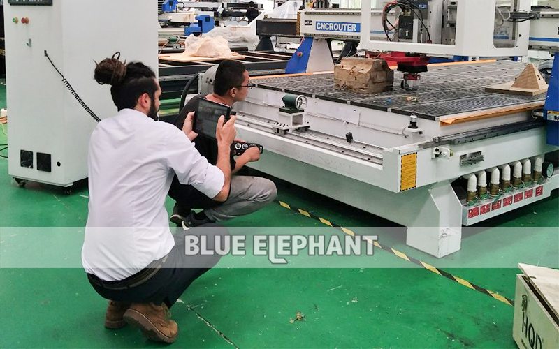 Australian Friend Selects woodworking CNC Machines 4