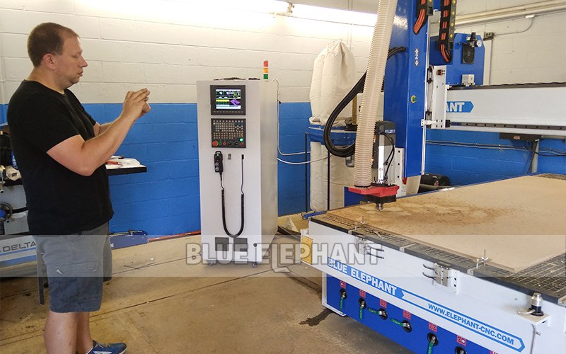 News! Our Engineer Do Technical Supports in New York Now! 5 News! Our Engineer Do Technical Supports in New York Now! 5