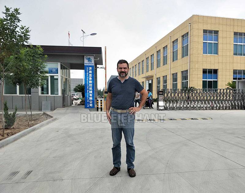 Italian Customer to Test Linear ATC CNC Machine and Receive Training 6