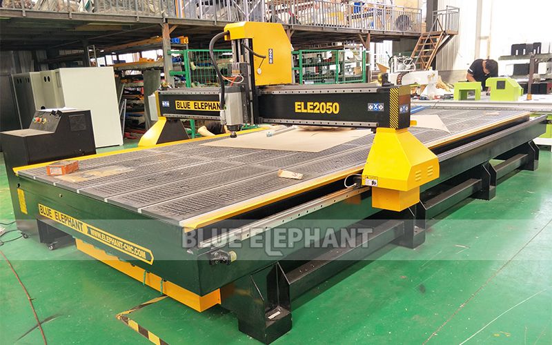 Greek Customers Use CNC Woodworking Machinery for the First Time 2