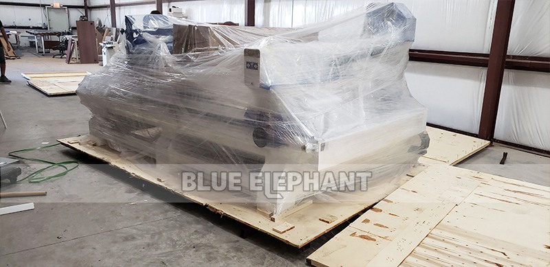 Multi-functional 1530 Woodworking Engraving Machine Shipped to the United States 6 Multi-functional 1530 Woodworking Engraving Machine Shipped to the United States 6