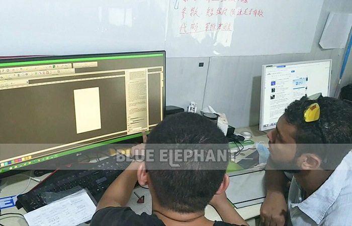 Training for Kenyan customer-1530 Pneumatic System 3 Spindles CNC Router 2 Training for Kenyan customer-1530 Pneumatic System 3 Spindles CNC Router 2