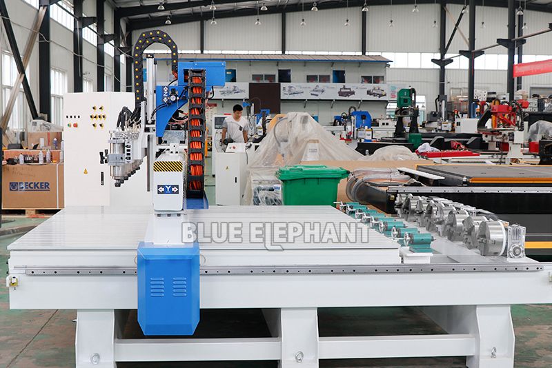 New Arrival 1821 Multi Spindles 4 Axis Woodworking Machinery with Rotary Devices 2 New Arrival 1821 Multi Spindles 4 Axis Woodworking Machinery with Rotary Devices 2