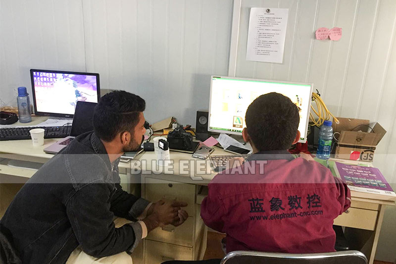 Nepalese customer’s samples—1325 Pneumatic System 3 Spindles CNC Router with Rotary Device 3