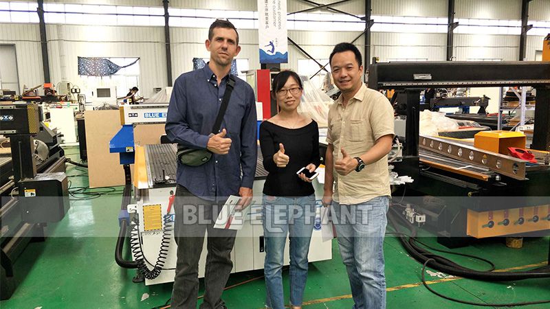 Czech Customer Visiting for 2040 Carousel ATC CNC Router Machine 1