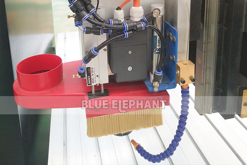 New Arrival 2090 3 Axis CNC Router Machine with 13.5kw Air Cooling Spindle 4