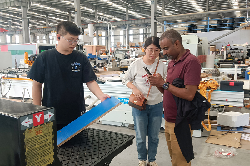 CNC Technology Exchange with Ethiopian Customer at Blue Elephant Factory 2 CNC Technology Exchange with Ethiopian Customer at Blue Elephant Factory 3
