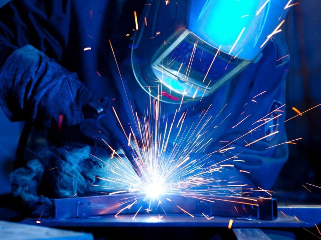 CNC Machine Manufacturing Process: A Step-by-Step Guide 3 CNC Machine Manufacturing Process: A Step-by-Step Guide 3