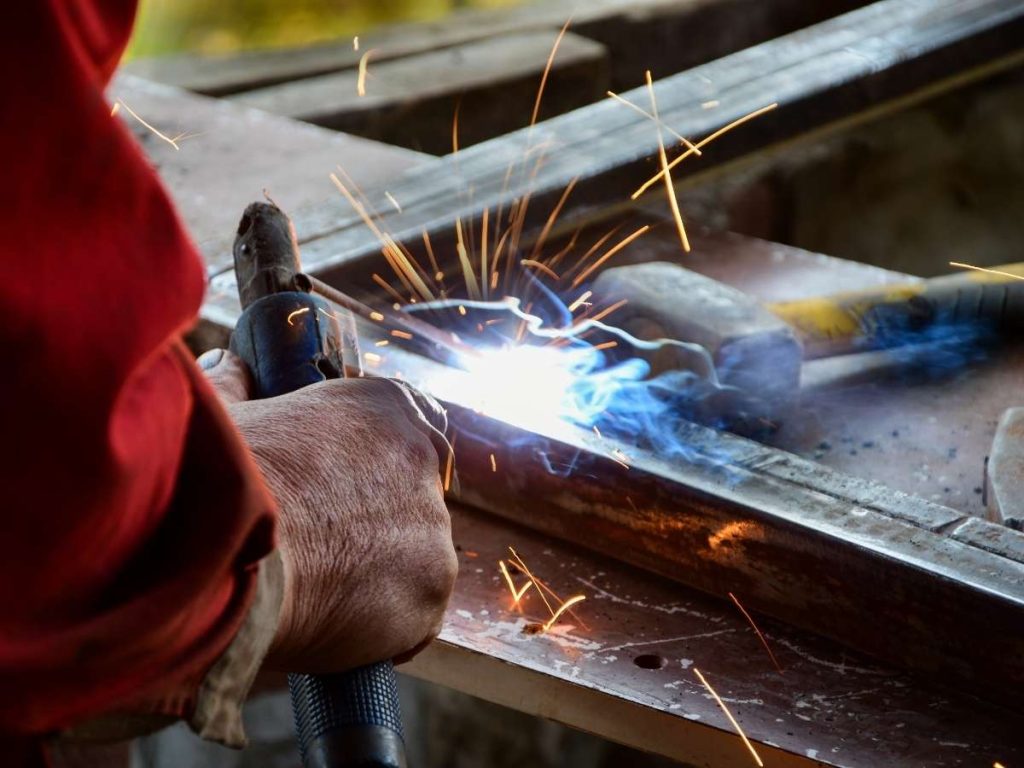 Top 8 Uses of CNC Machines 4 Top 8 Uses of CNC Machines 4