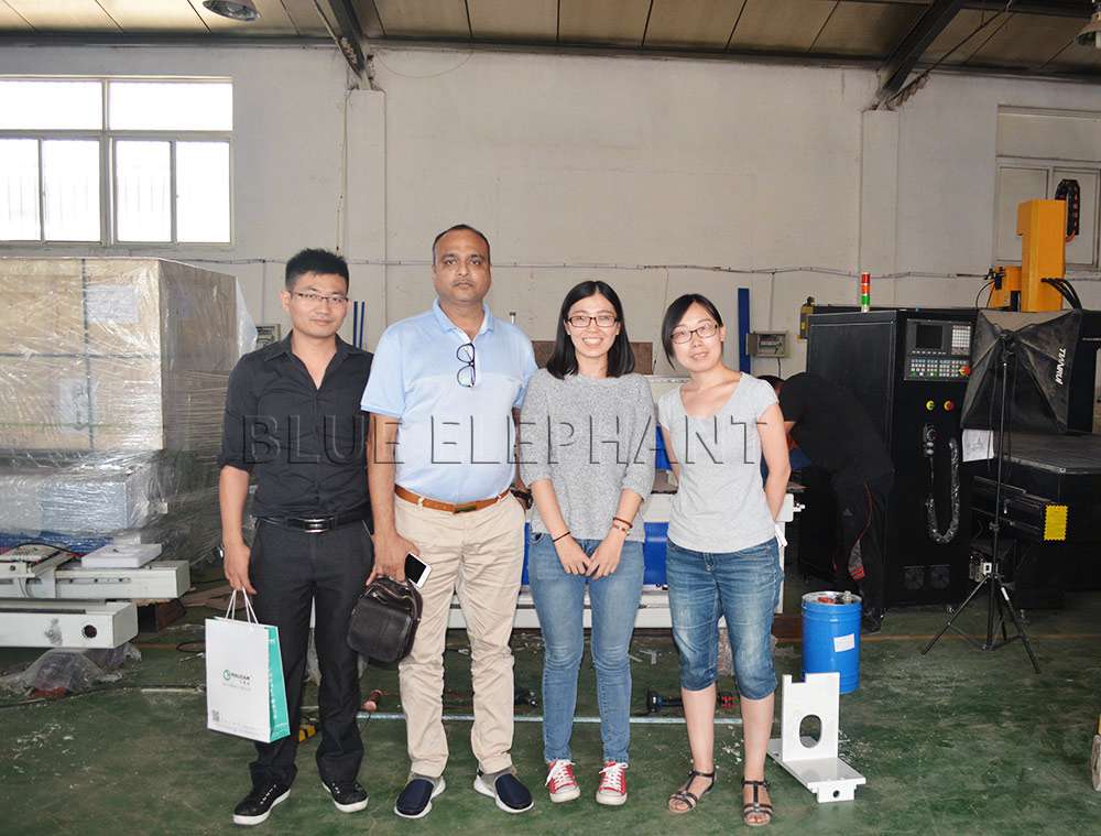 Customer from India visited the factory 2