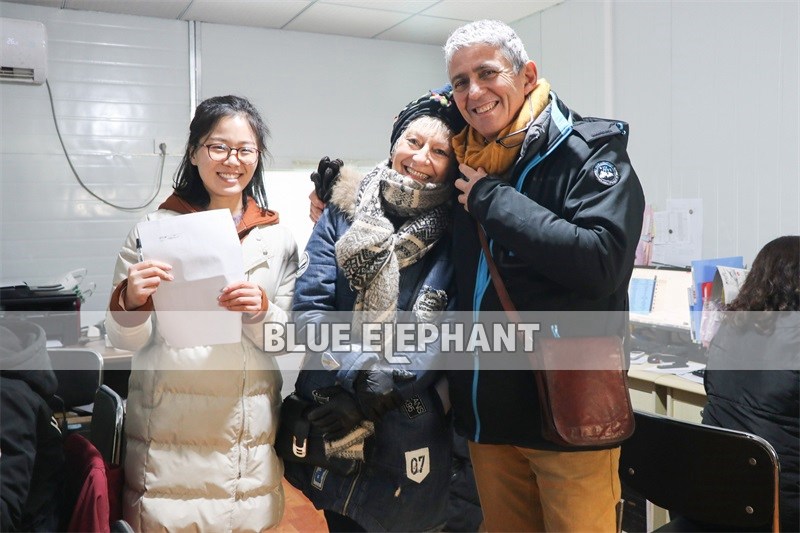 two french customers visited our factory 05