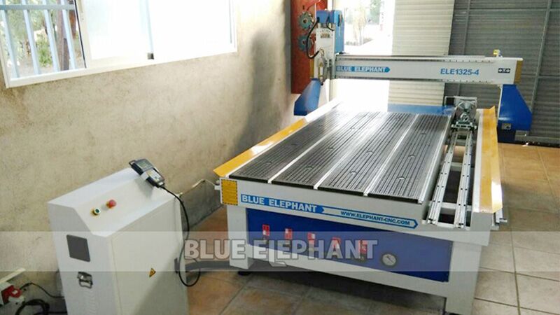 Spanish feedback, 1325 4 axis Wood engraving machine with rotating device (1)