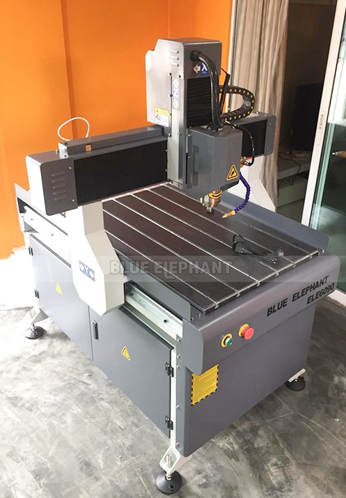 cnc machine 6090 Advertising machinery for Thailand customer