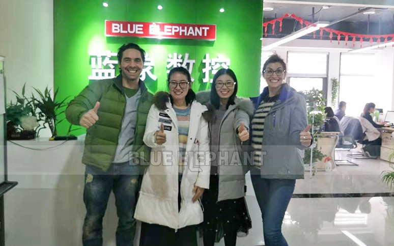 New Zealand customers visited and selected us, 1325 Multi-spindles CNC Wood Cutting Machine (2)