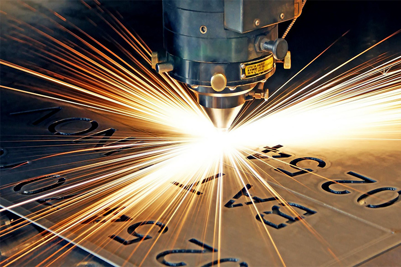fiber-laser-cutter