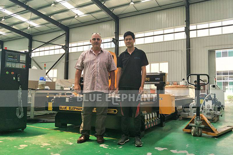 2090 Wood CNC Machine for an Australia Customer
