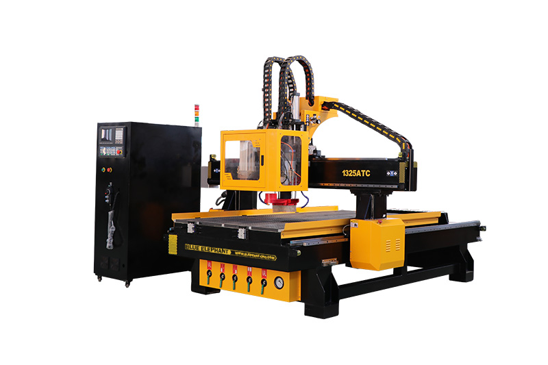 1325 4x8ft ATC CNC Automatic Woodworking Machine with Drilling Head