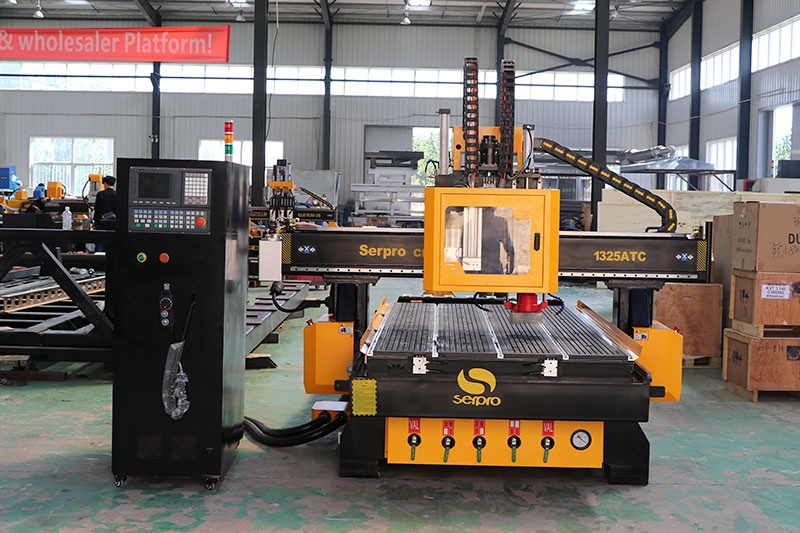 1325 4x8ft ATC CNC Automatic Woodworking Machine with Drilling Head