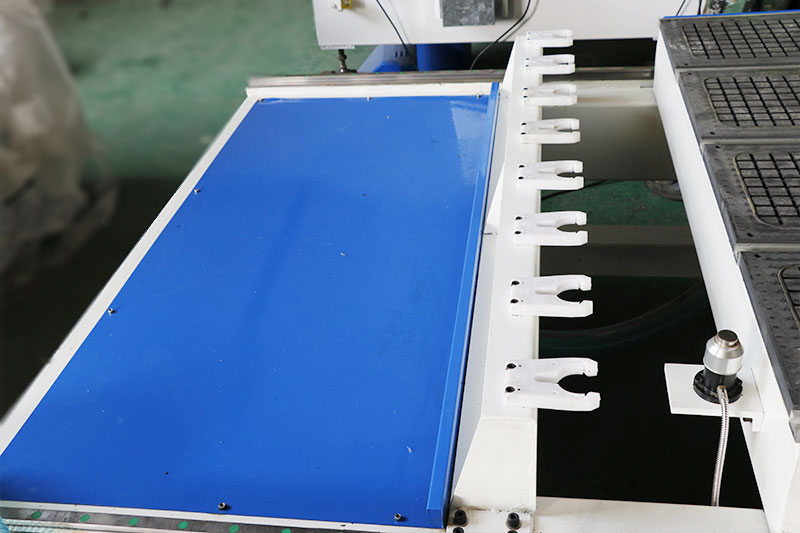 High Performance 1325 4x8 ATC CNC 4 Axis Wood Carving Machine for Sale