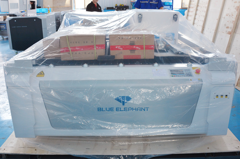 Two Laser CNC Machines: Co2 Laser Cutting Machine & Fiber Laser Marking Machine will be Sent to Germany