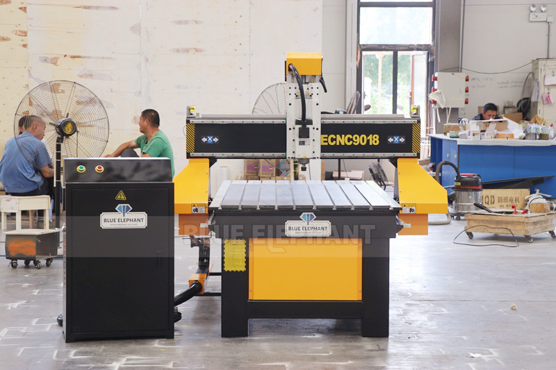 Custom 9018 Wood Cutting CNC Router will be Sent to Osaka, Japan