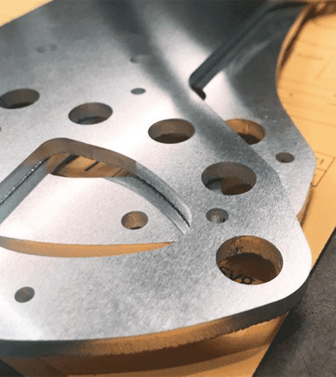 10kw fiber laser cutting machine cut metal