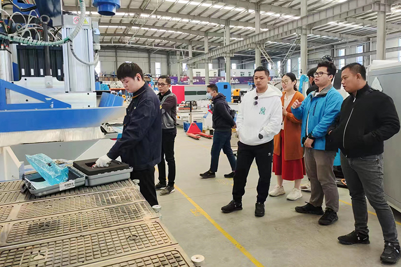 Blue Elephant CNC machine for sale Indonesia Blue Elephant CNC machine for sale Indonesia