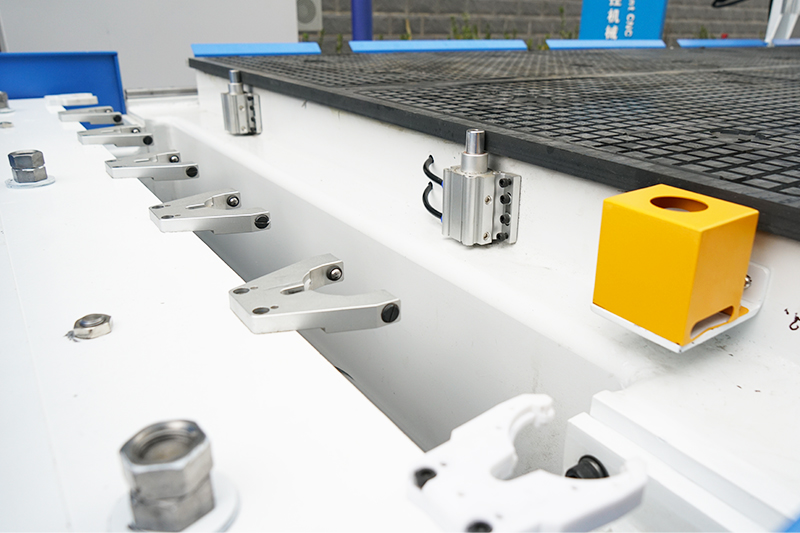 1632 Router CNC ATC a 3 assi