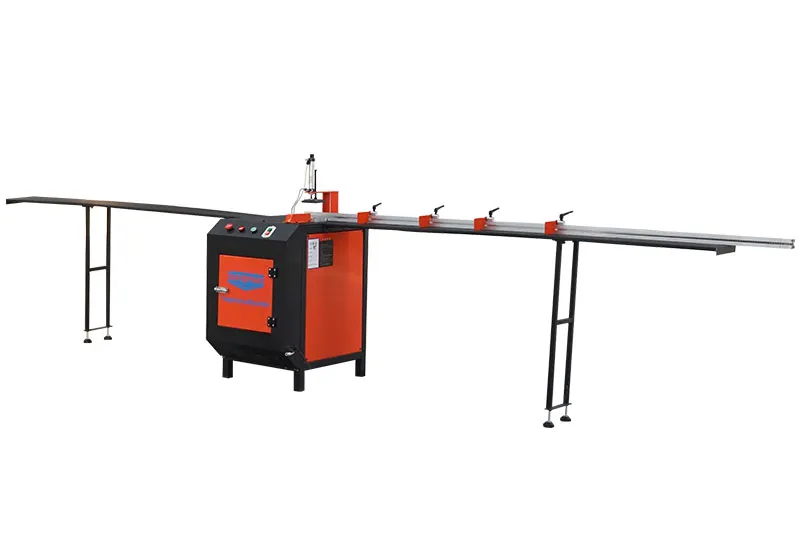 T-vormige strip CNC metaalsnijmachine