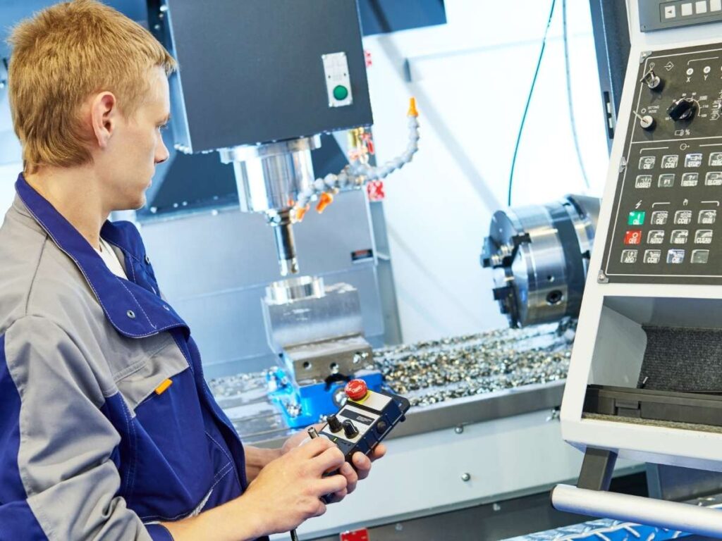 Your Guide to Choosing a Used CNC Milling Machine 2 Your Guide to Choosing a Used CNC Milling Machine 2